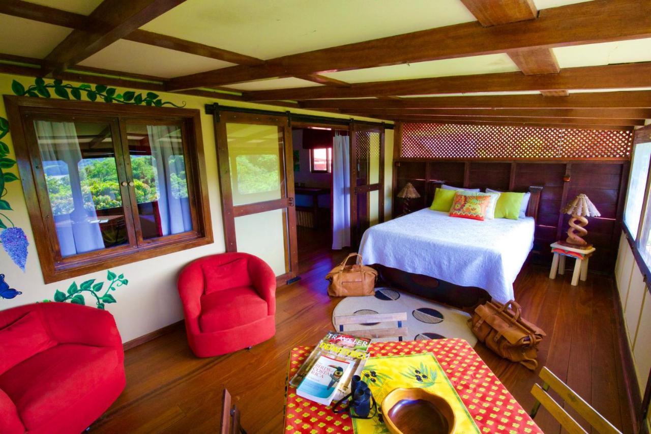 Toucan Lane Hotel And Restaurant 纽沃阿雷纳尔 外观 照片